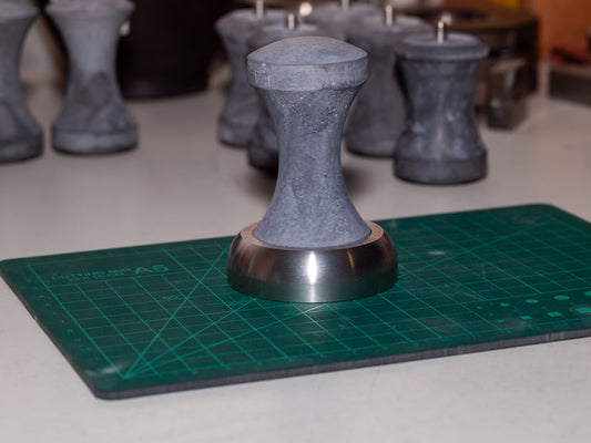 Handgefertigter Espresso-Tamper – Beton-Griff (Langer Griff) – Präzise und Einzigartig
