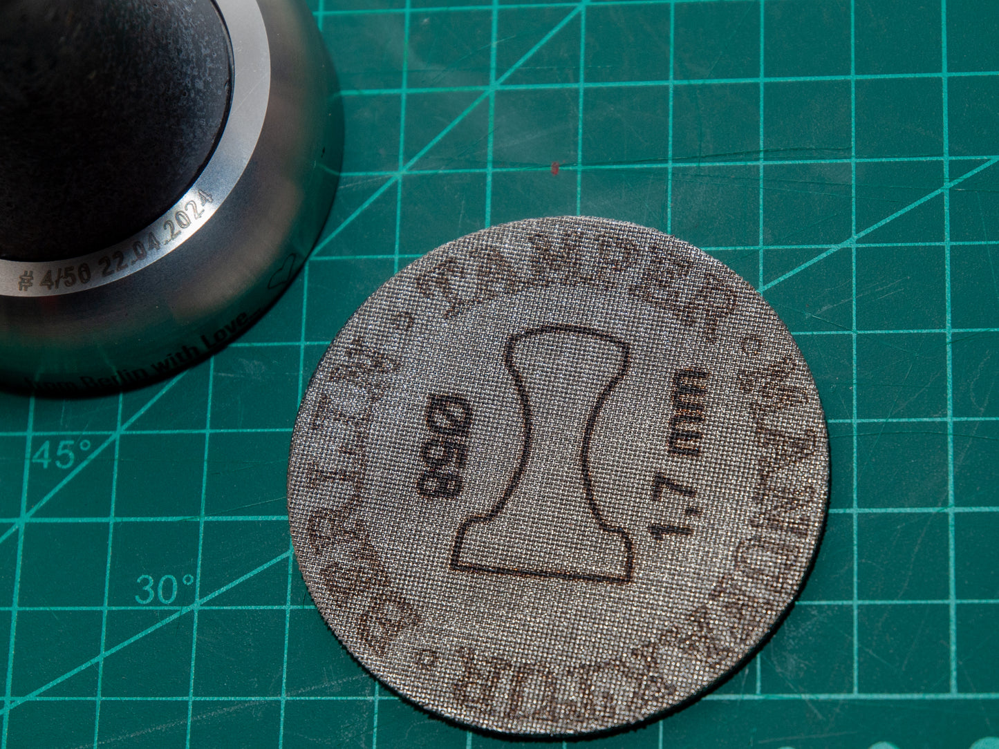 Handgefertigter Espresso-Tamper mit Betongriff – Personalisiert